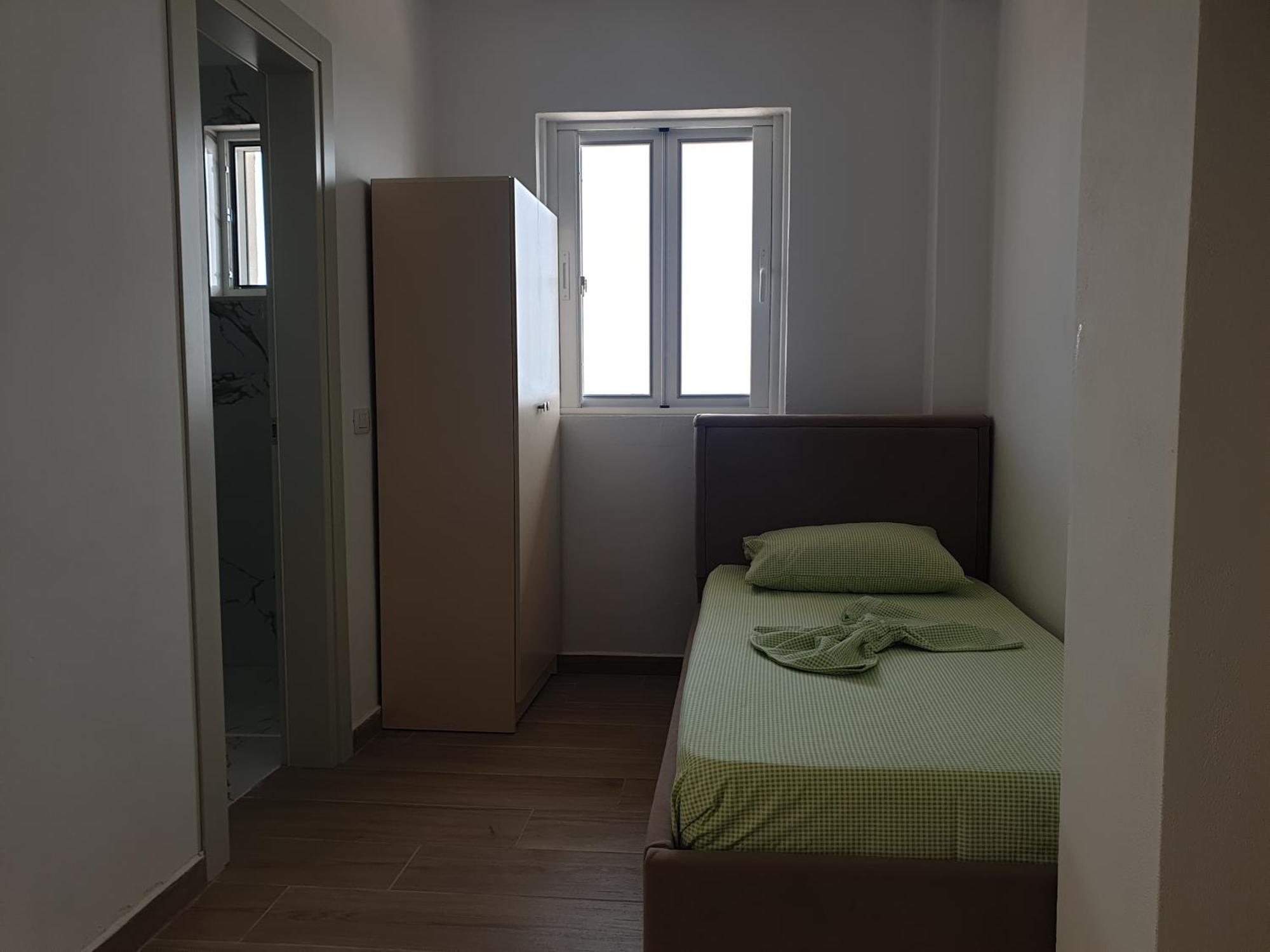 Rooms By George Dhërmi Pokoj fotografie
